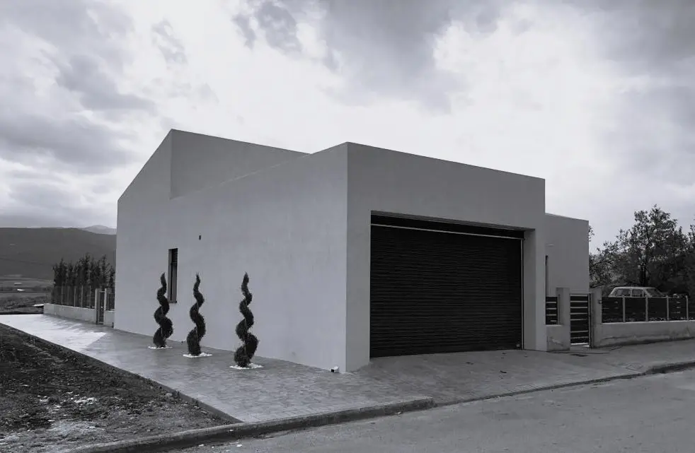 Modern detached house in Efxinoupoli designed and constructed by XG Group of Engineers